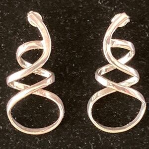 Sterling Silver Swirling Ribbon EarringsPost & Clutch for Pierced Ears/NEW!!!